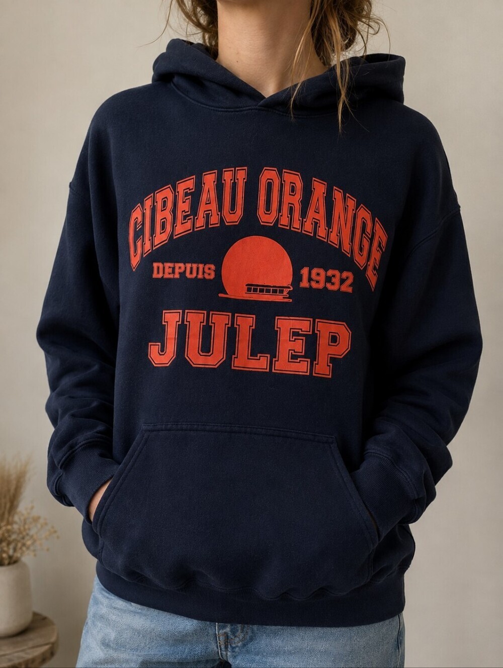 ORANGE JULEP NAVY HOODIE SIZE LARGE